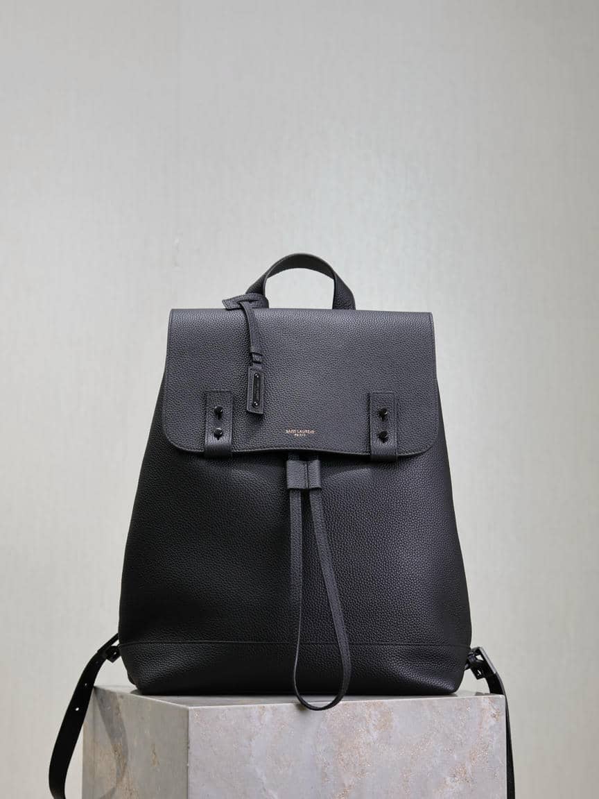 1 Backpack-15